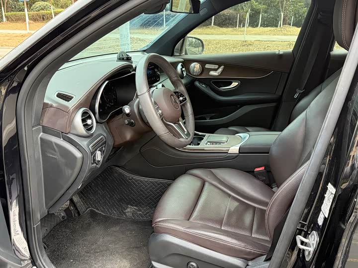 Фото 7 - Mercedes-Benz GLC-Class