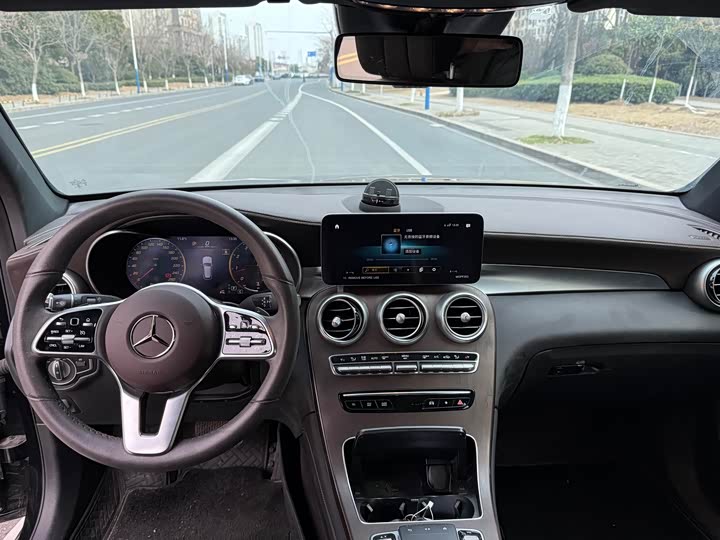 Фото 9 - Mercedes-Benz GLC-Class