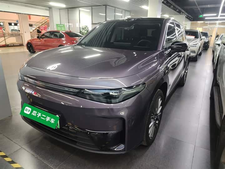 Фото 1 - Leapmotor C10