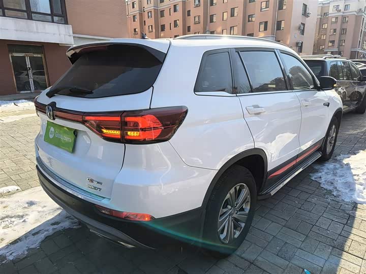 Фото 7 - Changan CS75
