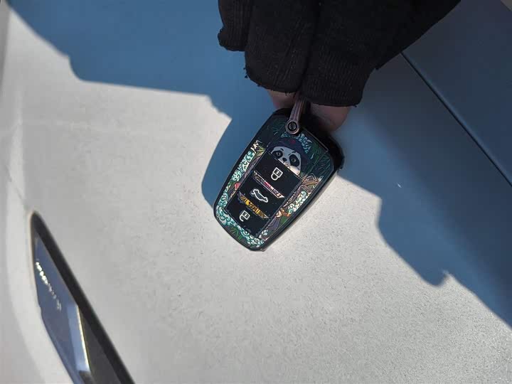 Фото 9 - Changan CS75