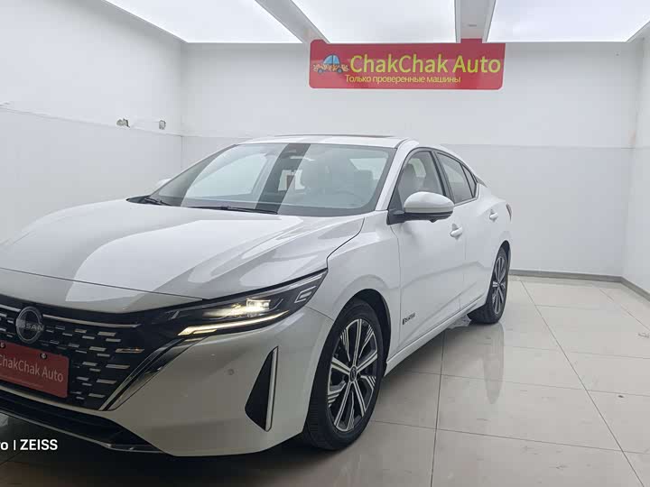 Фото 3 - Nissan Sylphy