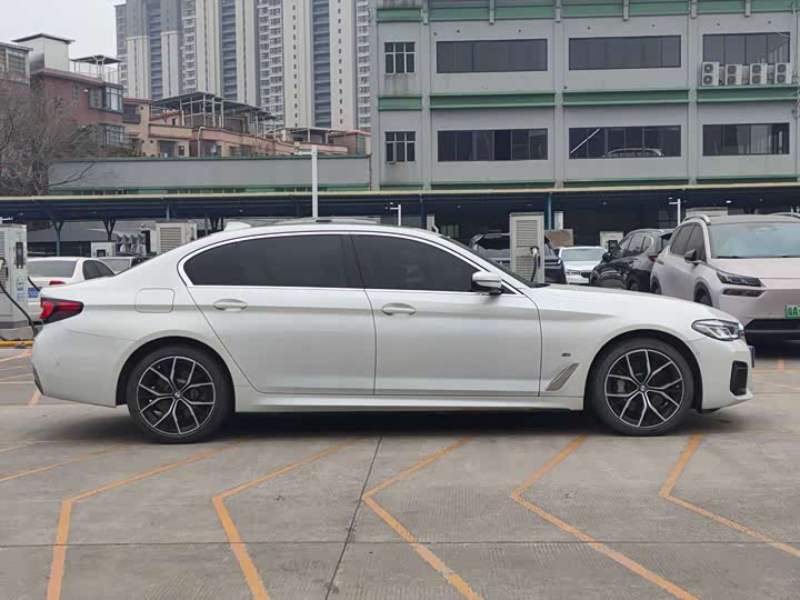 Фото 4 - BMW 5 Series