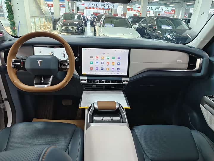 Фото 9 - Changan Deepal G318