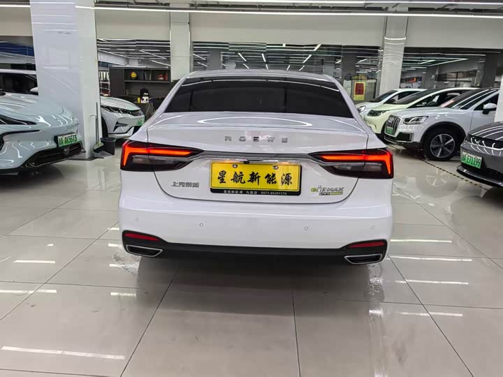 Фото 6 - Roewe i6 Max EV