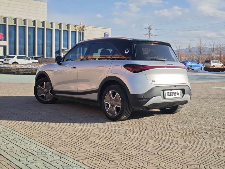 Фото 6 - Smart #1