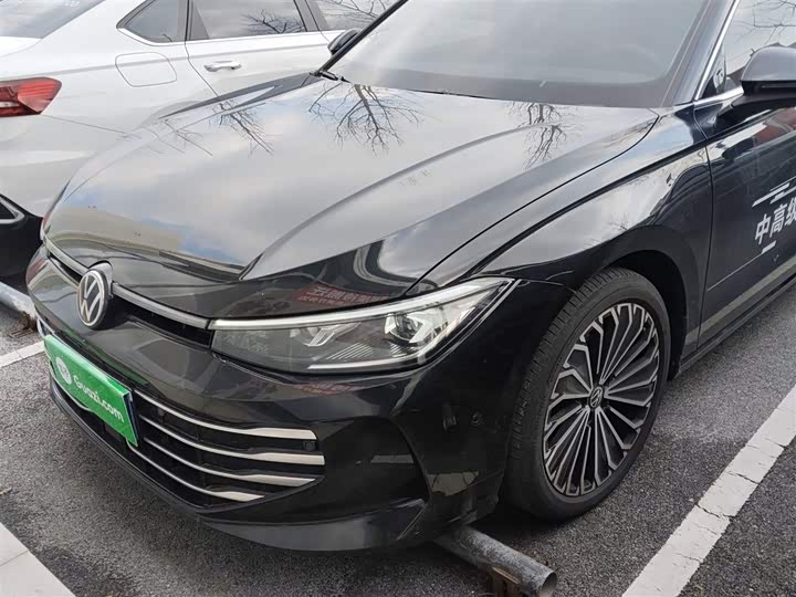 Фото 2 - Volkswagen Passat