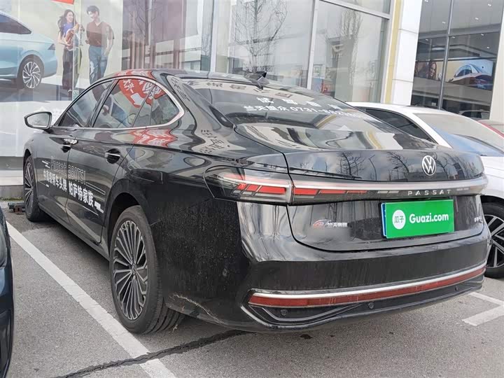 Фото 5 - Volkswagen Passat