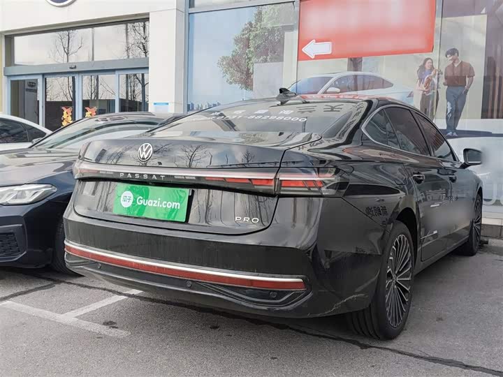 Фото 7 - Volkswagen Passat