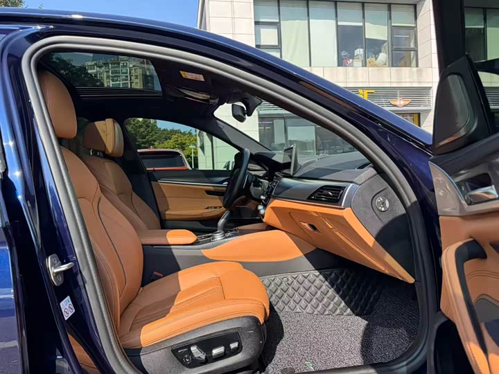 Фото 4 - BMW 5 Series