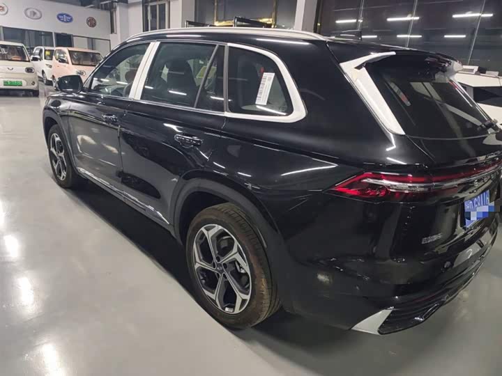 Фото 5 - Geely Monjaro