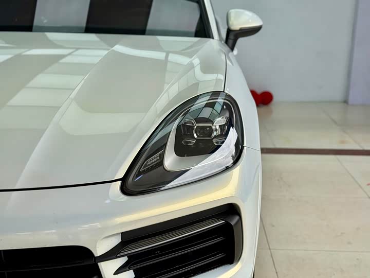 Фото 5 - Porsche Cayenne