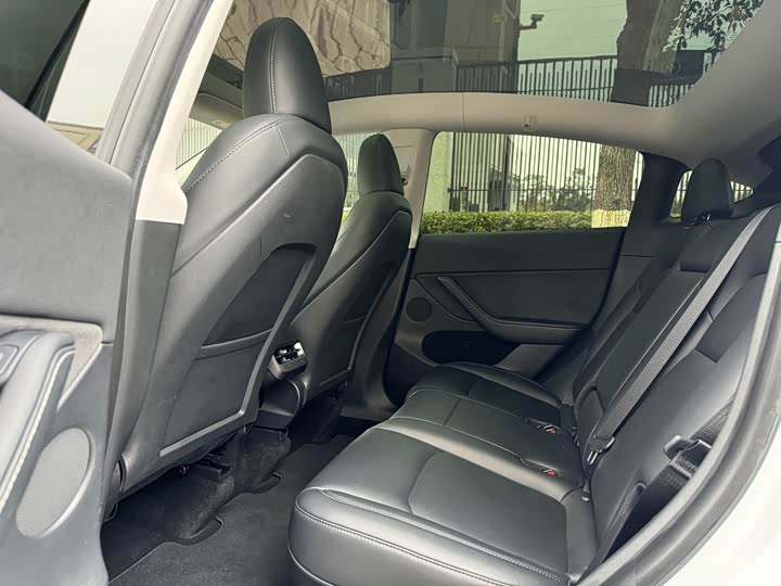 Фото 6 - Tesla Model Y