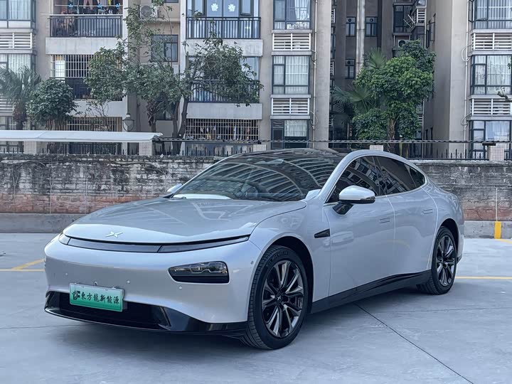 Фото 1 - XPeng P7