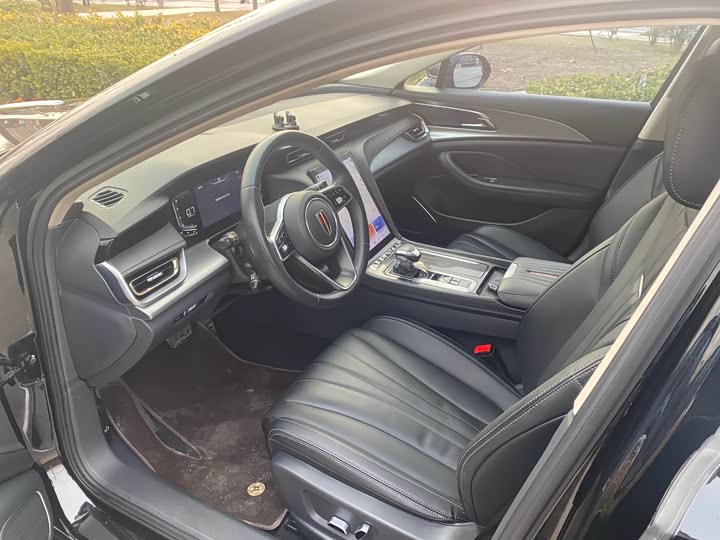 Фото 4 - Hongqi H5