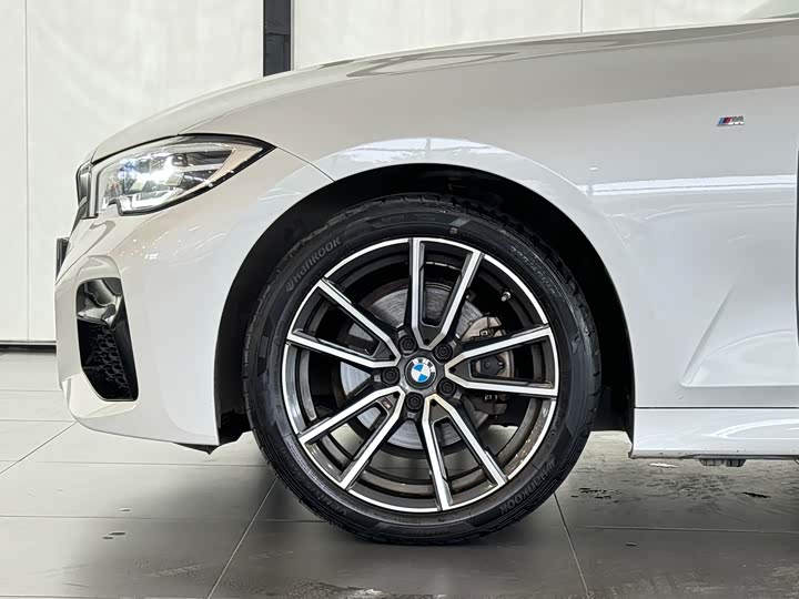 Фото 3 - BMW 3 Series