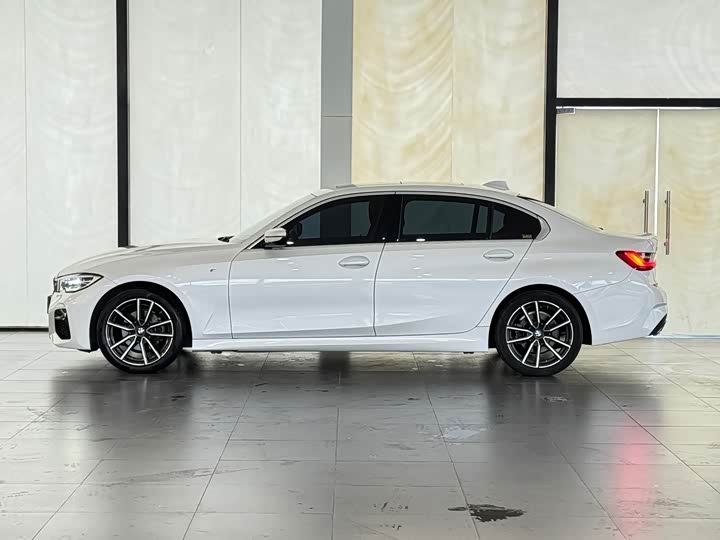 Фото 4 - BMW 3 Series