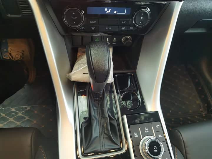 Фото 7 - Mitsubishi Eclipse Cross