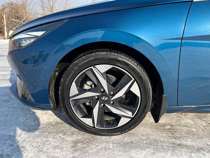 Фото 4 - Hyundai Elantra N line