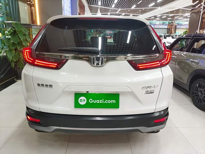 Фото 6 - Honda CR-V