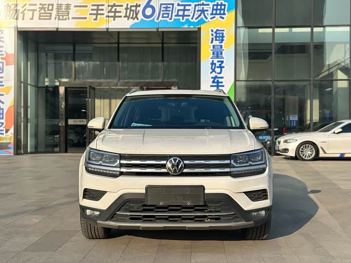 Фото 2 - Volkswagen Tharu