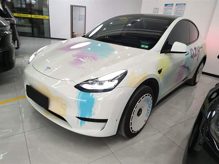 Фото 2 - Tesla Model Y