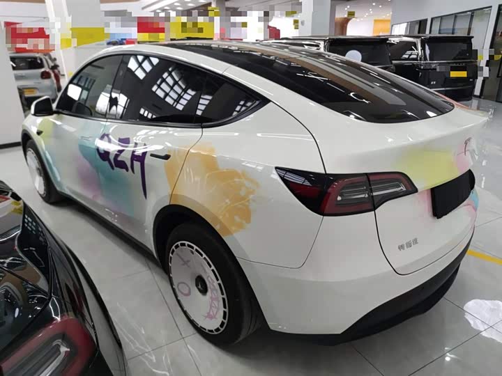 Фото 5 - Tesla Model Y