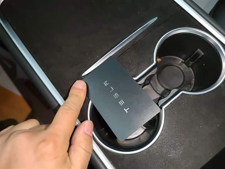 Фото 9 - Tesla Model Y