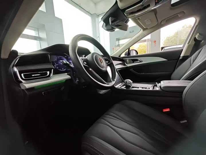 Фото 7 - Hongqi H5