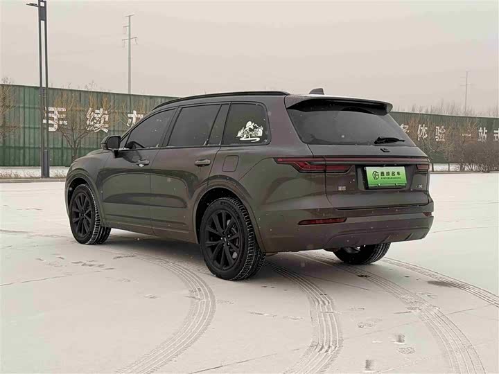 Фото 5 - LiXiang One