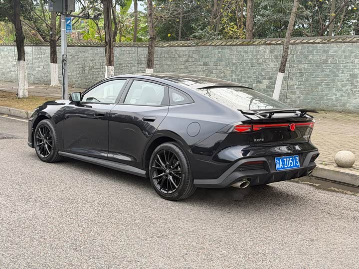 Фото 3 - Changan UNI-V