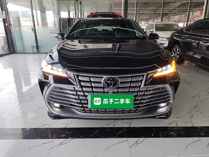 Фото 3 - Toyota Avalon