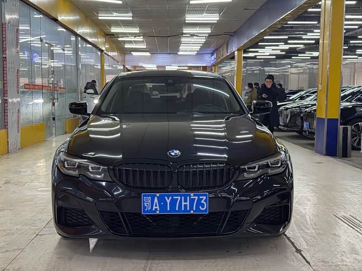 Фото 2 - BMW 3 Series