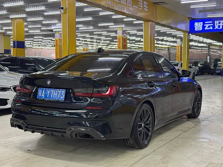 Фото 9 - BMW 3 Series