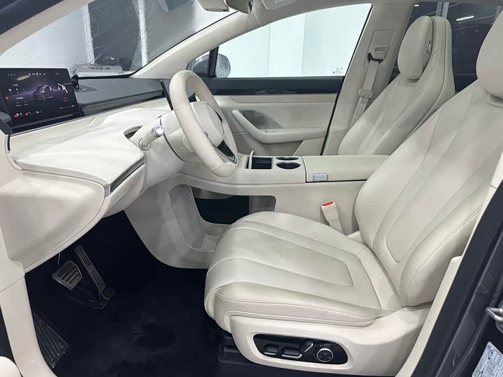 Фото 4 - Luxeed R7