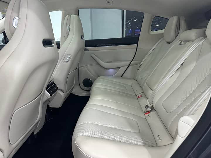 Фото 5 - Luxeed R7