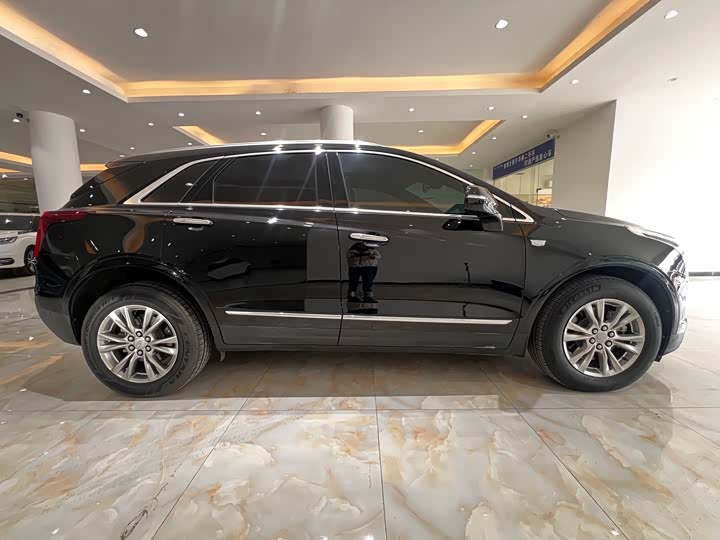 Фото 4 - Cadillac XT5