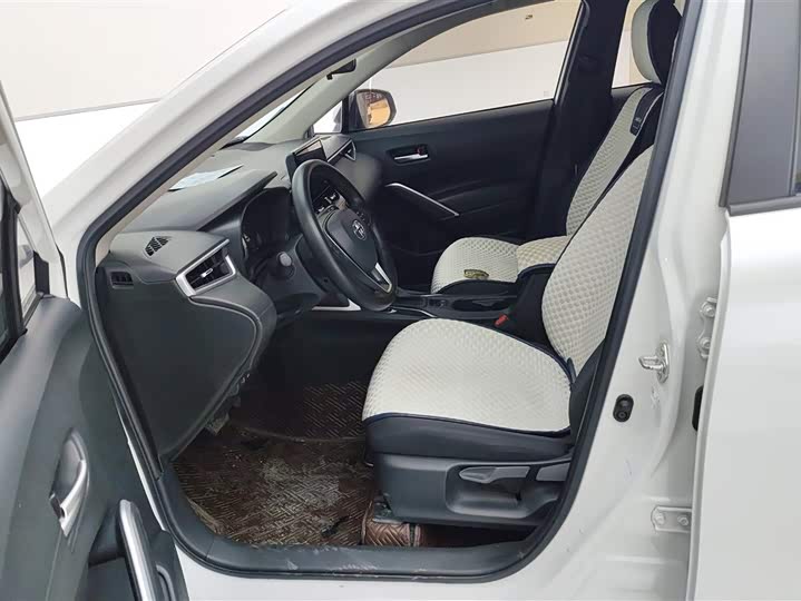 Фото 9 - Toyota Corolla Cross