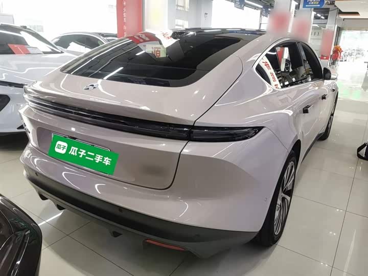 Фото 7 - Nio ET5