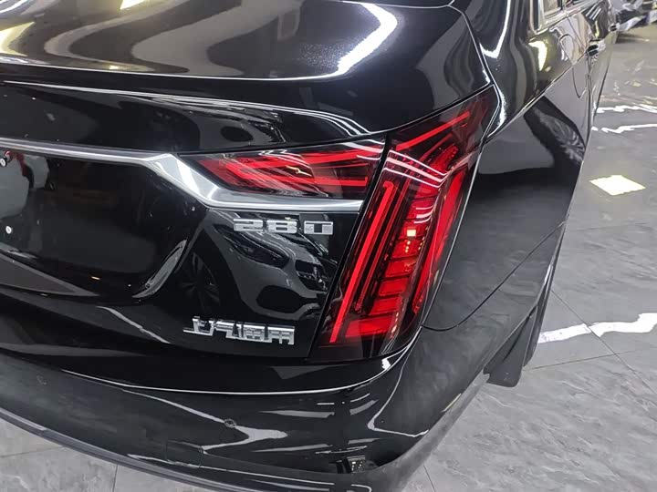 Фото 8 - Cadillac CT6