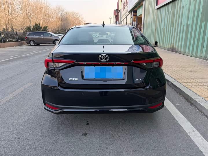 Фото 9 - Toyota Allion