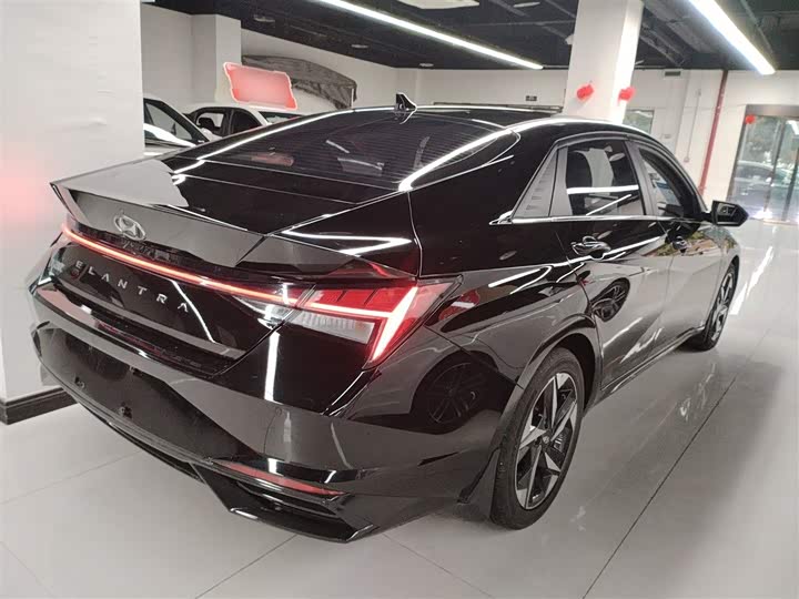 Фото 7 - Hyundai Elantra N line