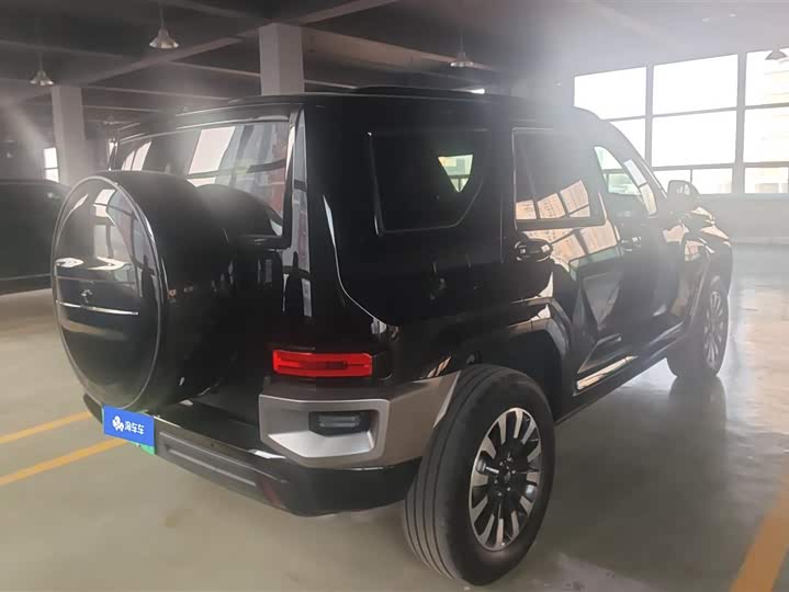 Фото 3 - Tank 700 Hybrid