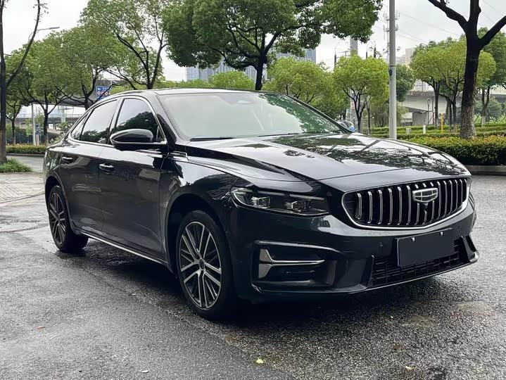 Фото 3 - Geely Preface