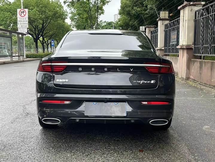 Фото 5 - Geely Preface