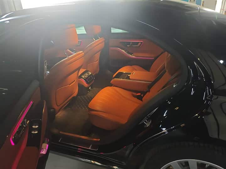 Фото 3 - Mercedes-Benz S-Class