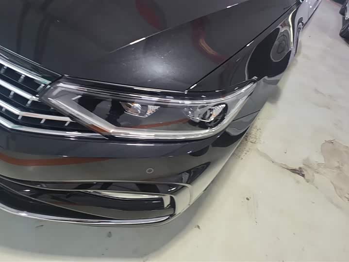 Фото 5 - Volkswagen Magotan