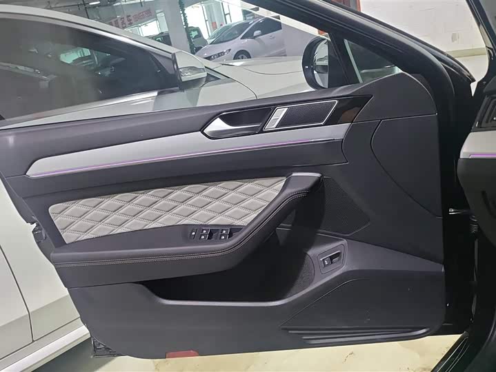 Фото 7 - Volkswagen Magotan