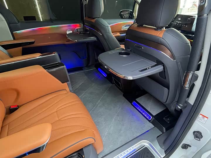 Фото 7 - Toyota Granvia