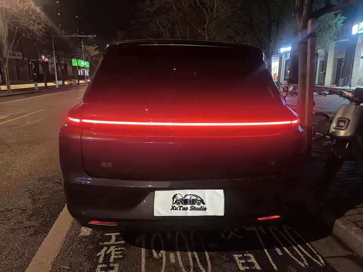 Фото 9 - LiXiang L8